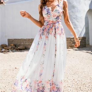 Floral Print V-Neck Maxi Dress